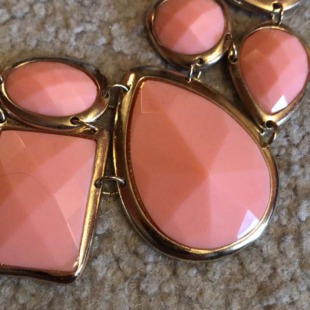 Adjustable statement necklace - Picture 2 of 2
